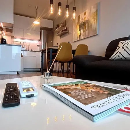 Modern Comfort Near Airport, The Mall, Techpark By Keybox Szófia