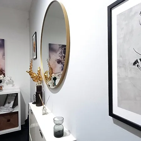 アパート Modern Comfort Near Airport, The Mall, Techpark By Keybox