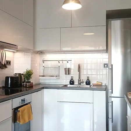 Modern Comfort Near Airport, The Mall, Techpark By Keybox アパート *