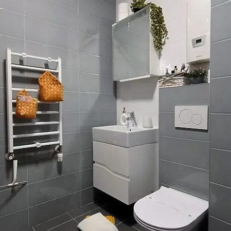 Modern Comfort Near Airport, The Mall, Techpark By Keybox Апартаменты