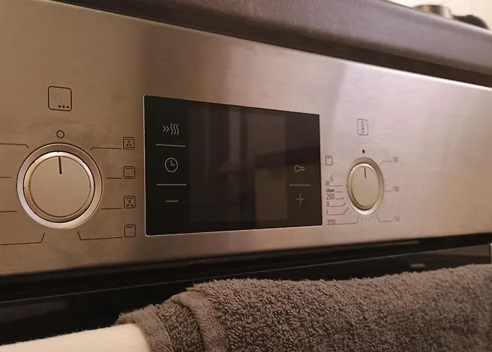 Modern Comfort Near Airport, The Mall, Techpark By Keybox