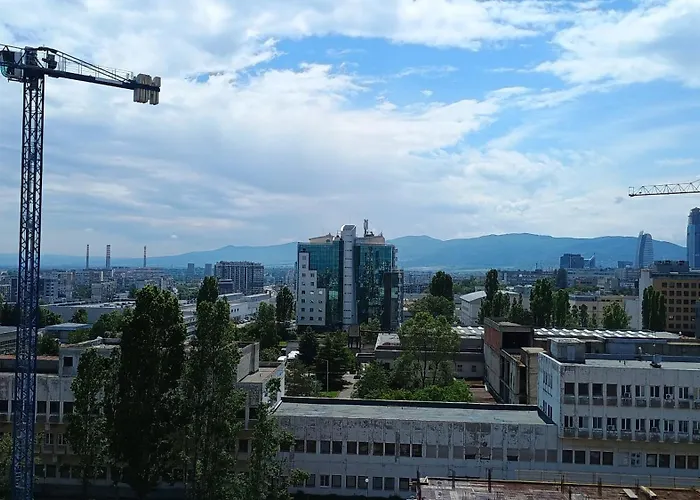 Modern Comfort Near Airport, The Mall, Techpark By Keybox Daire Sofya