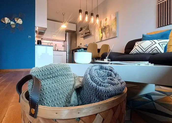 Daire Modern Comfort Near Airport, The Mall, Techpark By Keybox